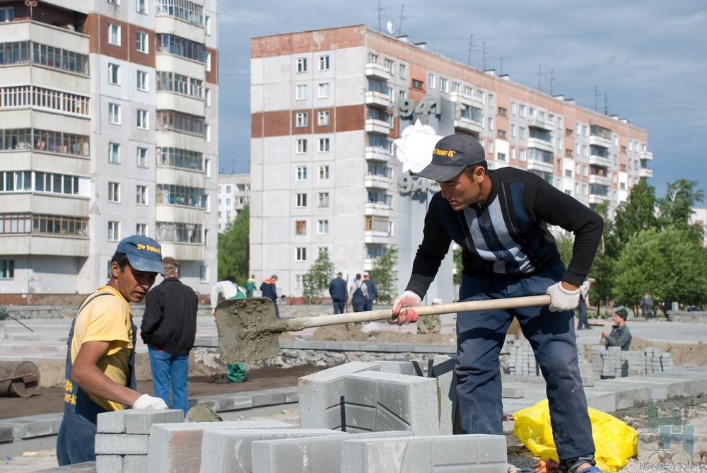 Депутаты Новосибирска определились со стоимостью патента для мигрантов
