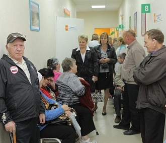 Минздрав пообещал избавить поликлиники Новосибирска от талонов