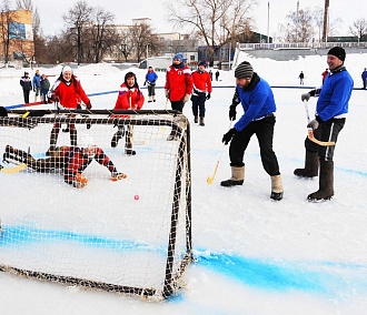 Хоккей в валенках возрождают спустя 30 лет в Новосибирске
