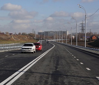 Новую дорогу от Родников до центра открыли в Новосибирске