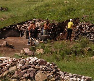 Трёхтысячелетний пояс колесничего нашли археологи из Новосибирска
