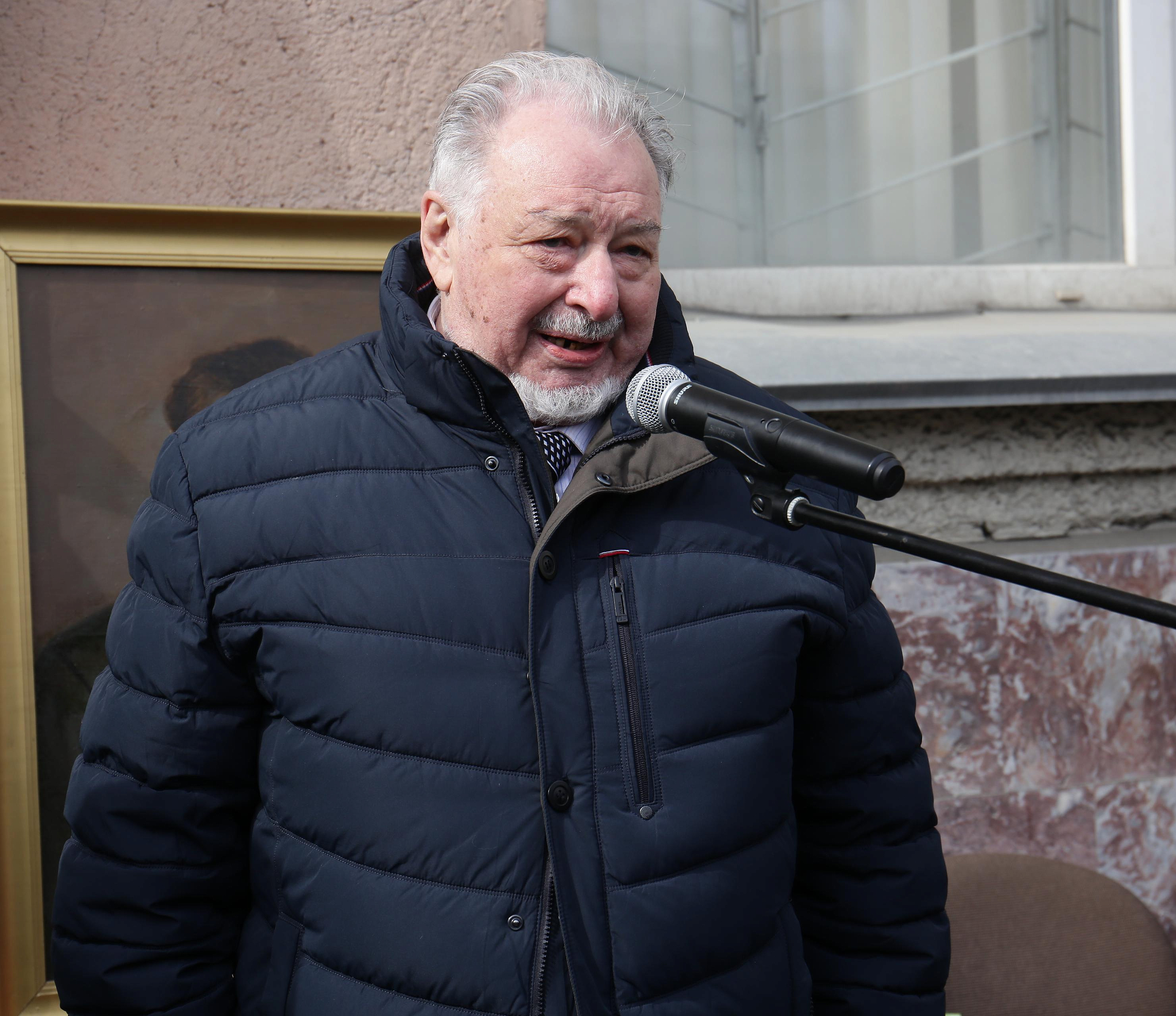 Мэр Локоть выразил соболезнования родным академика Алексея Конторовича