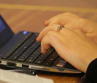 От мошенников приходится защищать семьи участников СВО в Новосибирске