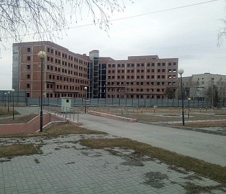 Минстрой ищет подрядчика на завершение перинатального центра в Новосибирске