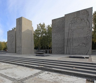 Центральную аллею Монумента Славы открыли для прогулок