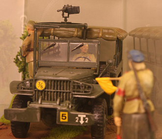 Не игрушки: выставку моделей военной техники открыл Музей на набережной