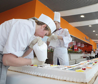 125-метровое пирожное испекут к юбилею Новосибирска