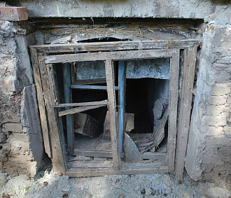 12 старых двухэтажек возле метро «Золотая нива» приговорили к сносу
