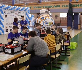 Роботов-футболистов и сортировщиков собрали на фестивале Engeneration