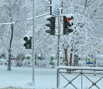Снежная буря задержится в Новосибирске до выходных