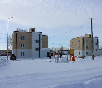 Четыре дома для сирот построили в Новосибирской области