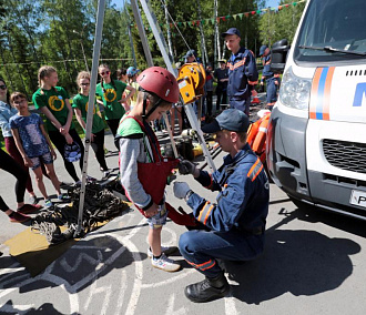 Новосибирские школьники летом работали моряками и журналистами