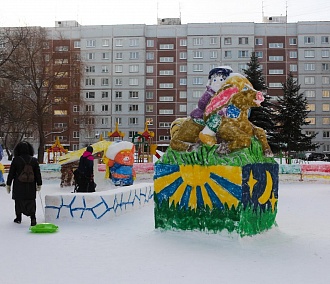 Снежный городок с Емелей получил приз в 100 000 рублей