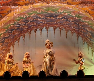 Легендарный театр кукол из Италии сыграл пьесу в «Красном факеле»