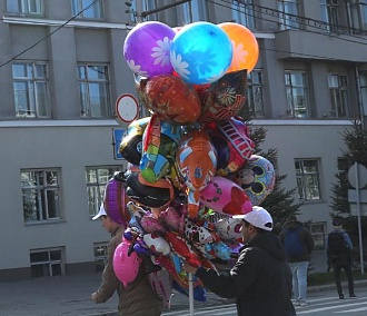 На воздушные шары в день выборов в Новосибирске потратят 134 000 рублей