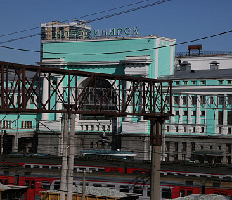 Инфоматы с 2ГИС появились на вокзале Новосибирск-Главный