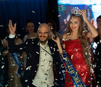 Глухая уборщица из Новосибирска стала королевой красоты в Италии