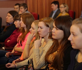 Избирком назвал дату выборов в Молодёжный парламент Новосибирской области 