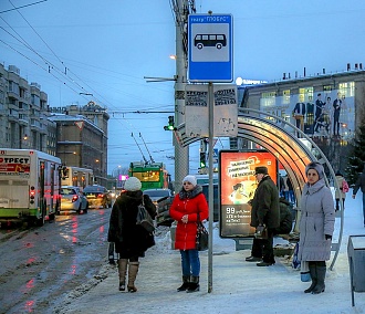 Новосибирский транспорт продлит работу в новогоднюю ночь