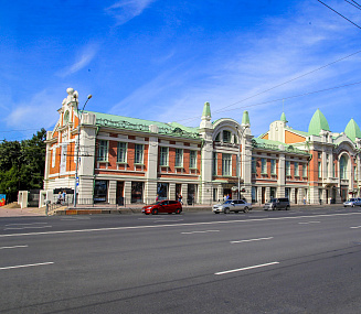 Фасад краеведческого музея не удалось отмыть, поэтому его отреставрируют