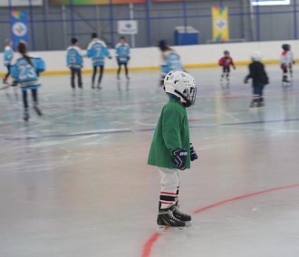 Будущее «Сибири»: как тренируют юных хоккеистов в Новосибирске
