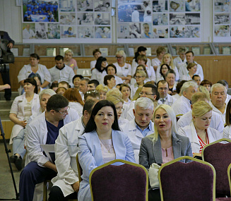 Премию для лучших врачей учредили в Новосибирской области