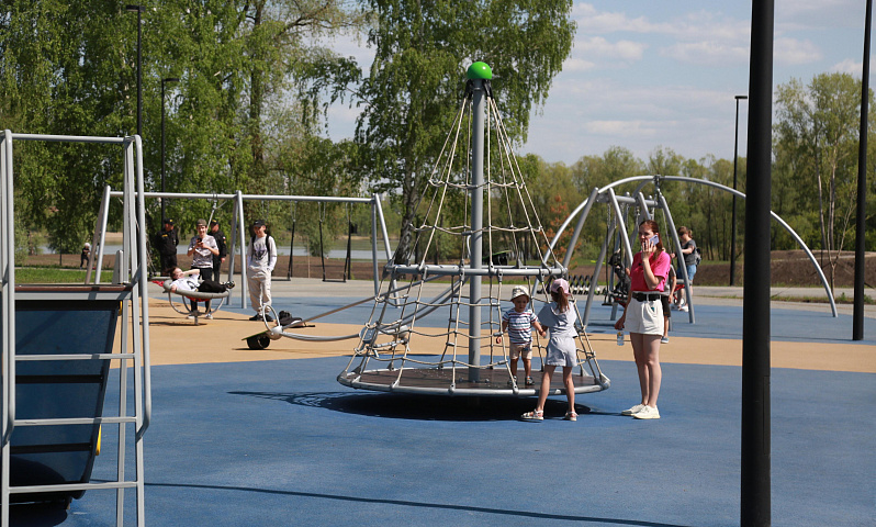 В парке «Арена» оборудуют спуск к реке и добавят спортивных площадок