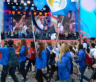 Парад российского студенчества в Новосибирске — онлайн-трансляция