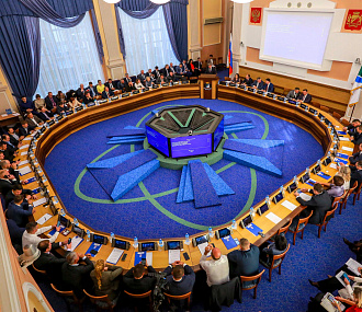 Депутаты хотят контролировать кадровые назначения в мэрии Новосибирска