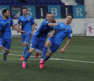 Футболисты «Сибири» и «Торпедо» подрались на поле в Новосибирске