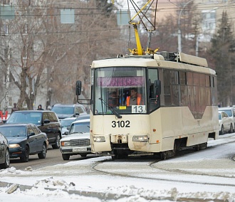 73 млн раз проехали на трамваях и троллейбусах новосибирцы