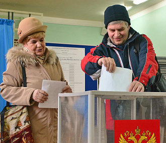 Как сделать селфи на выборах президента в Новосибирске