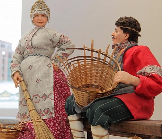 Гоголевскую «Шинель» с одной марионеткой показали в театре кукол