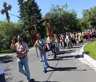 Центр Новосибирска перекроют в воскресенье ради крестного хода