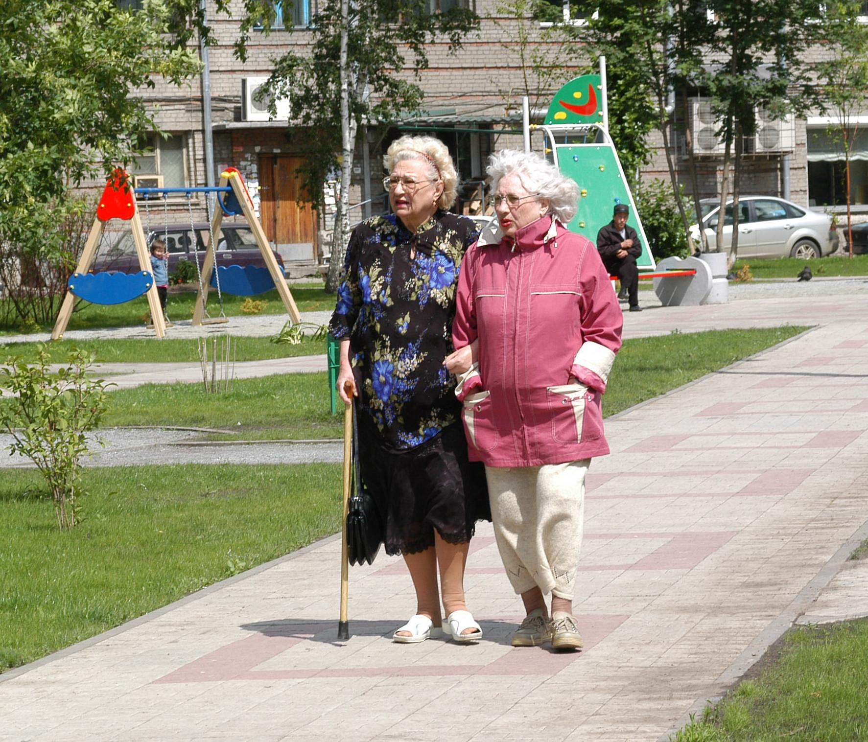 Путинские выплаты получат 820 000 новосибирских пенсионеров