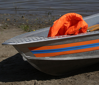 Тело запутавшегося в сетях рыбака нашли в озере под Новосибирском