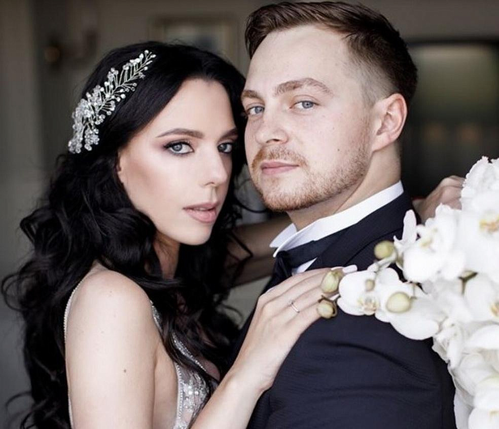 Новосибирский хоккеист женился на племяннице Софии Ротару
