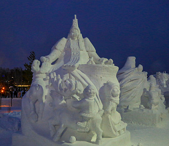 Якутская царица взяла главный приз на конкурсе снежных скульптур