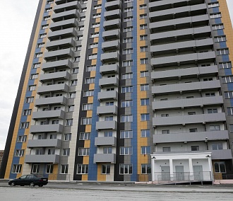 Сотый долгострой сдали в Новосибирске — в нём 350 квартир