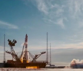 Новосибирцев призывают поднять голову в День космонавтики