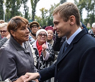 30-летнего коммуниста Валентина Коновалова избрали главой Хакасии