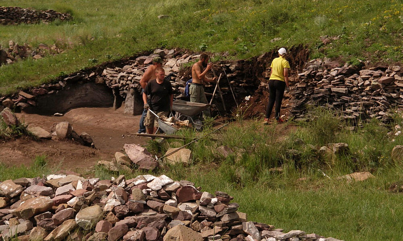 Трёхтысячелетний пояс колесничего нашли археологи из Новосибирска