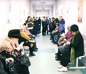 В новосибирских поликлиниках не хватает врачей