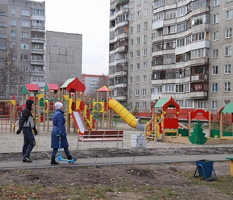 Стильные дворы: 33 дома в Новосибирске обзавелись дизайн-проектами