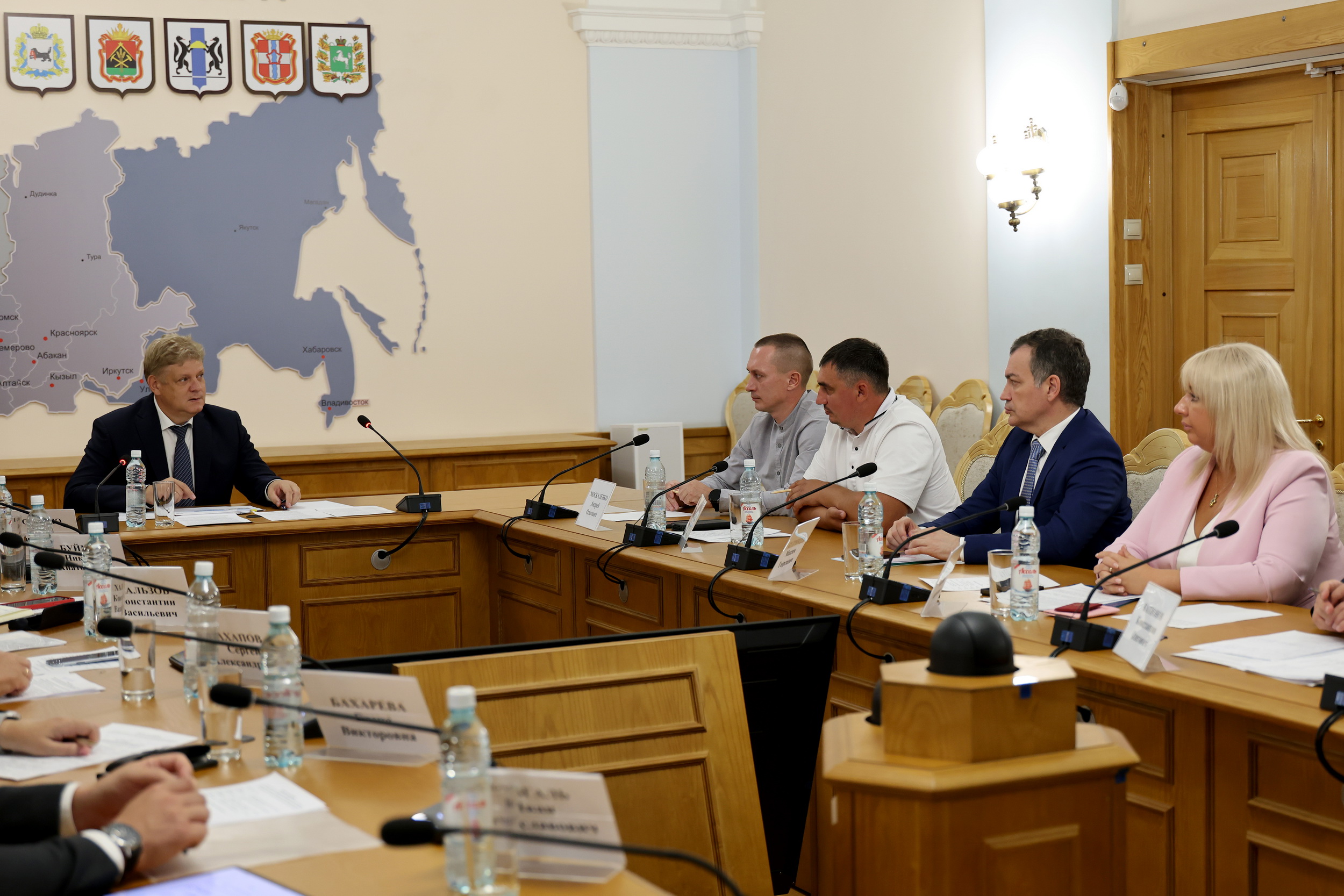 Развитие футбола на электроколясках поддержал полпред Серышев