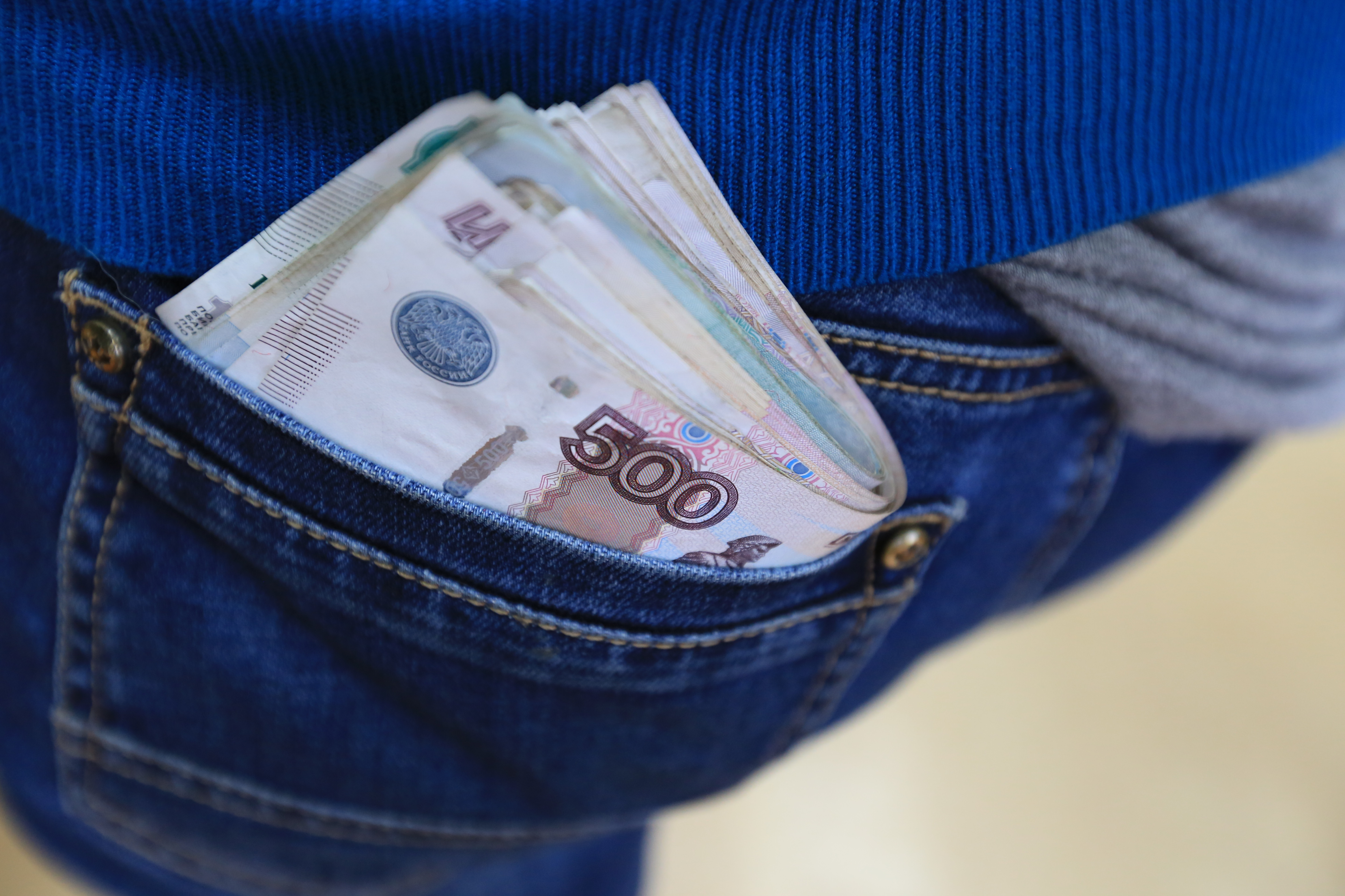 Средняя начисленная зарплата в Новосибирске перевалила за 93 тысячи