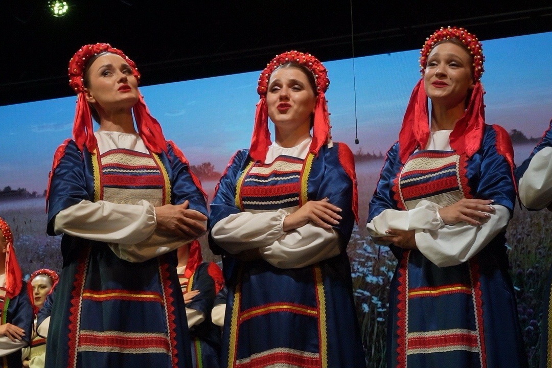 «Сердце на ладони»: патриотический хор собрал аншлаг в Новосибирске