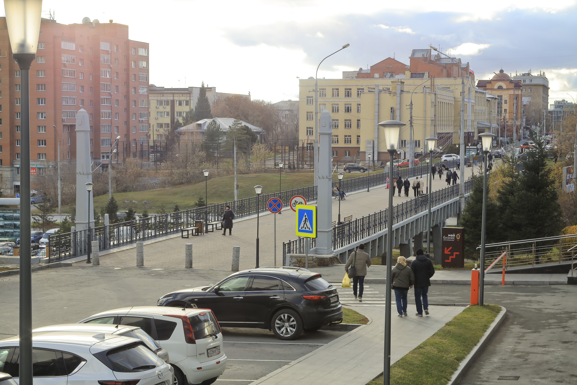 Маршрутом «Сибревкомовский мост» завершат сезон пешеходных экскурсий 