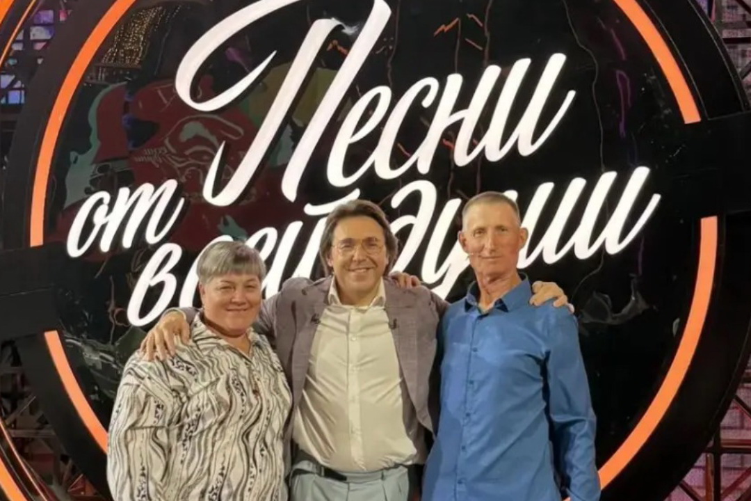 От огорода до сцены: пенсионер из деревни с семью жителями спел на ТВ