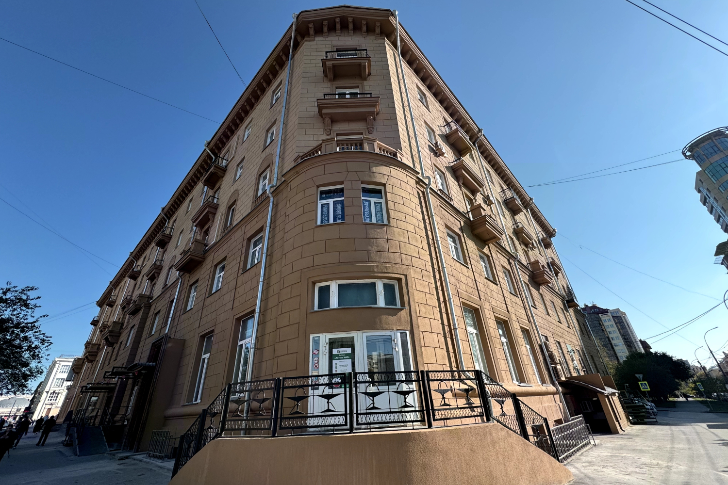 Новые фасады исторических зданий в Новосибирске показал мэр Кудрявцев
